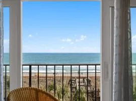 Carolina Beach Boardwalk Beachfront Pool Villa