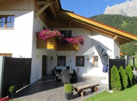 Alpen-Chalet Ehrwald, hotel v blízkosti zaujímavosti Issentalkopflift (Ehrwald)