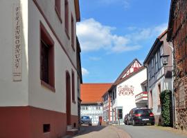 Ferienwohnung Mörlenbach Altstadt, хотел в Mörlenbach