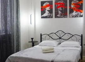 Gold Apple apartment- уют до мелочей