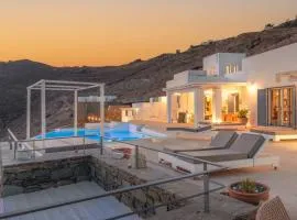 Blueros Luxury Villa