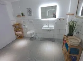 Nieheim , Nagelneu Barrierefrei