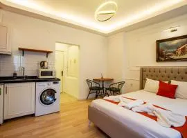 1826 Heritage Suites