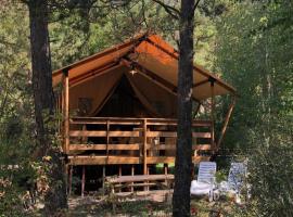 Bungalow pour 2 pers., animaux admis - API-1-52-2584, Hotel in Les Prats