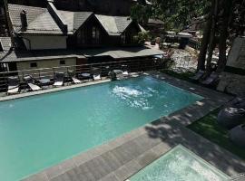 BLUE mountain, отель в Буковеле