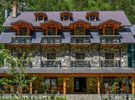 Golden Villa, hotel a Theth