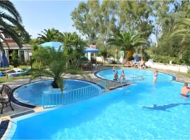 Charlies Venus Apartments, hotel en Rodas