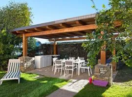 Home Charlene parking e patio