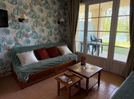 Lake view Appartment, hôtel à Monflanquin