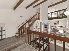 Modern & Elegant 3BR Home Steps from NRG Stadium & Texas Medical Center