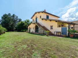 Appartamento Falegnameria โรงแรมในLaterina