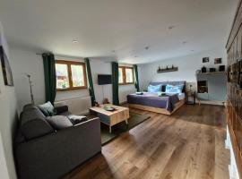 Ferienwohnung Vordere Halde, Hotel in Elzach