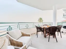 First Line Oasis Apartment Td05