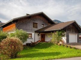 Ferienhaus Villa Kanisblick, hotel in Bizau