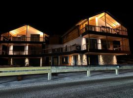 Arnica Alpin Lodge 1, hotel en Cavedago