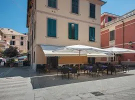 Piazza 100 Croci