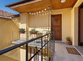 Il Vicolino, Hotel in Pettenasco