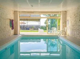 Gite Oléron piscine intérieure