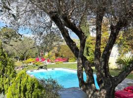 Mas de Provence en Riviera, Hotel in La Roquette-sur-Var