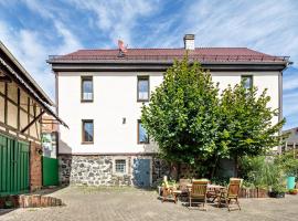 Bachmanns Ferienwohnung 2, hotel en Schotten