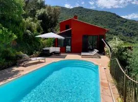 Casa Vermella