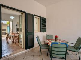 Casa Vacanze Kalocéri, hotel in Torre dell'Orso