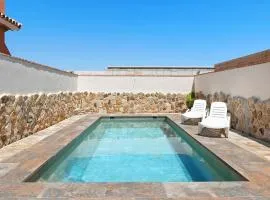 Casa Juana Madera