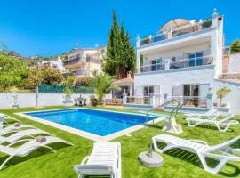 Costacabana - Villa Maribel