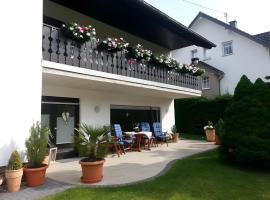 Ferienwohnung Poll – hotel w mieście Wimbach