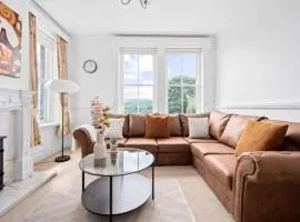 Graceful 3BR Haven in the Peak District