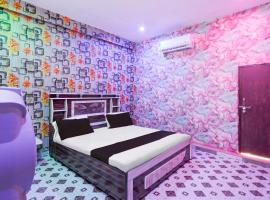 SPOT ON The Cocoon Palace, hotelli kohteessa Etāwah