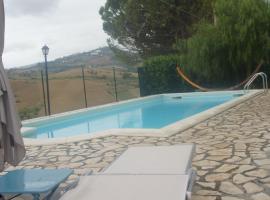 Cellino Attanasio에 위치한 호텔 Villa San Martino