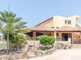 Villa Tre 's'