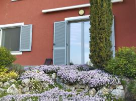 Dragonfly House, Alloggio in casa bifamigliare: Roletto'da bir otel