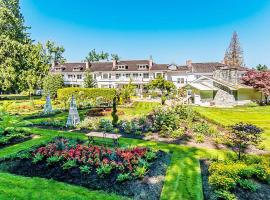 Crown Mansion Boutique Hotel & Villas, hôtel à Qualicum Beach