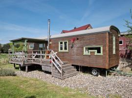 Tiny House Ria, hotel v destinaci Satow