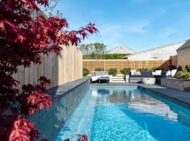 Historic Island Home Heated Pool