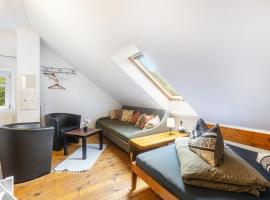 Ferienhaus Enztal, khách sạn ở Zweifelscheid