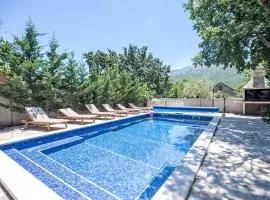 Holiday Home Lino by Interhome