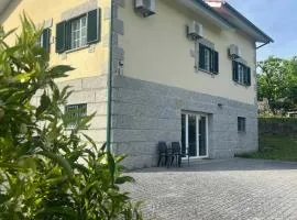 Casa Belavista no Geres by In'Canto Property Management