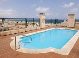 Piso para grupos cerca del mar