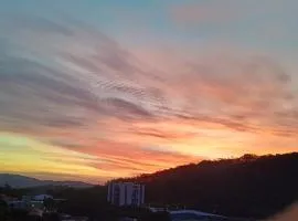 Apto centro Águas de Lindóia