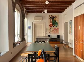 La Contrada - Suite Apartment，薩尼科的飯店