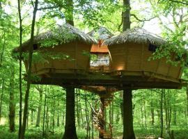 Domaine de Fontaine Châtel, Hotel in Saint-Germain-des-Essourts