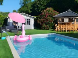 Location Gîte L'instant Présent, хотел в Asnières-la-Giraud