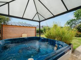 Gîte de la Tour, Hotel in Beaussais sur Mer