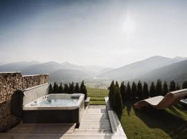 Rueper Hof Chalet Dolomit, hotel a Valdaora