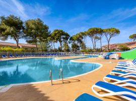 Maison - Residence avec piscine, Hotel in Calvisson