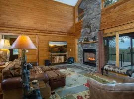 Blissful Bears Mountain · Blissful Bear Cabin, Long Range View 2