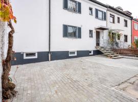 Munich Hideaway, Hotel in Karlsfeld